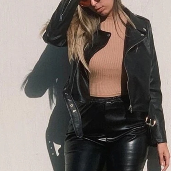 Luxe Black Vegan Leather Zipper Moto Biker Jacket - Picture 8 of 10